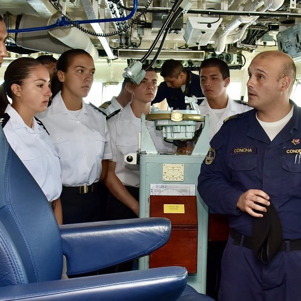 Batallón de Reclutas realizó una visita a distintas Unidades de Combate