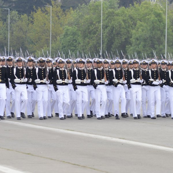 La Armada de Chile realizó una gran presentación en la Parada Militar