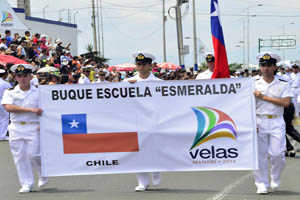 Buque Escuela “Esmeralda” recala al puerto ecuatoriano de Manta