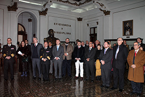 Entregan réplica de campana de crucero S.M.S “Dresden” al Museo Marítimo Nacional