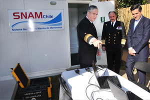 Ministro del Interior recorre por primera vez instalaciones del Servicio Hidrográfico y Oceanográfico de la Armada