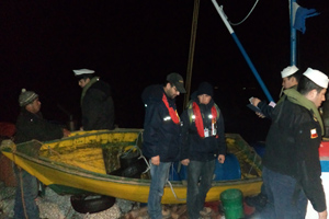 Armada decomisa diez toneladas de almejas en área de Calbuco