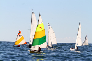 Más de 80 embarcaciones participaron en la 5º versión de la Regata Escuela Naval - Santander
