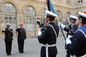 Comandante en Jefe de la Armada realiza visita oficial a Francia