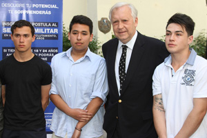 Ministro de Defensa visitó la Dirección General de Movilización Nacional
