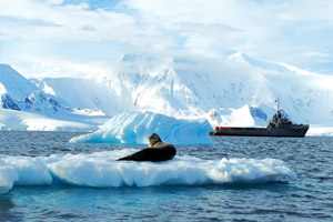 Armada y Cequa firman convenio de cooperación en encuentro sobre hielo marino