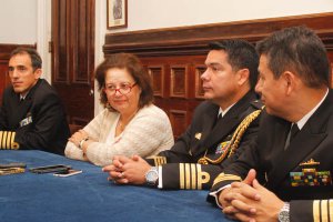Dotación de buque ARC “20 de Julio” de la Armada de Colombia realiza últimos preparativos previos a su primera expedición científica a la antártica