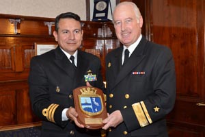 Patrullero “20 de Julio” de la Armada de Colombia recaló en Punta Arenas