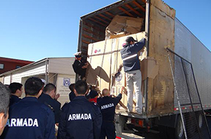 Autoridad Marítima y Servicio Nacional de Aduanas incautan contrabando de cigarrillos