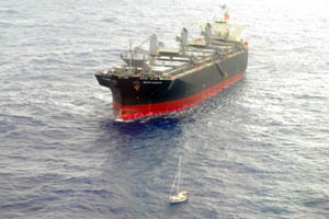 Tripulación de yate "Lobito III" es rescatada por la Armada