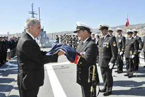 OPV “Marinero Fuentealba” recibió Pabellón de Combate
