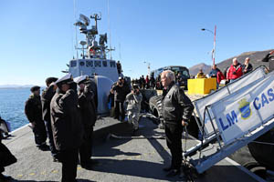 Autoridades nacionales y extranjeras visitan Puerto Williams