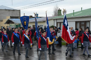 Tradicional homenaje a las Glorias Navales en el Barrio Prat