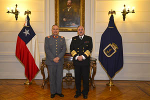 Ramas de la Defensa y Orden y Seguridad saludan a la Armada por su Aniversario