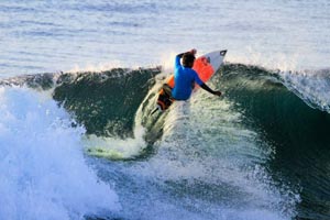 Con éxito culminó Campeonato de Surf “Glorias Navales 2015”