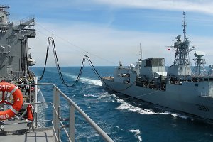Petrolero "Almirante Montt" finaliza primer período operativo junto a Flota del Pacífico de Canadá