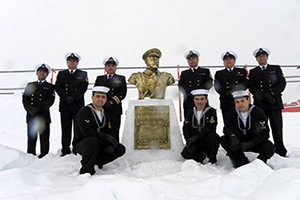 Conmemoran los 99 años de la hazaña del Piloto Pardo en la Antártica
