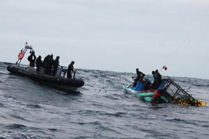 Tripulantes peruanos fueron rescatados en el norte