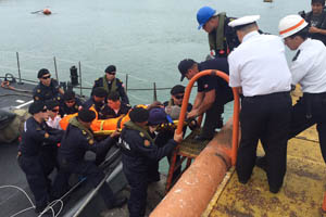 Exitosa evacuación médica de pescador herido a bordo de LSG “Arica”