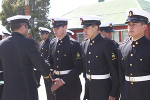Soldados del Servicio Militar de la Armada se gradúan en cursos SENCE
