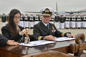 Con lanzamiento de sellos postales la Aviación Naval cumple 93 años de existencia