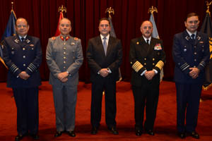 Ministro de Defensa Nacional dio inicio al año académico de las Fuerzas Armadas