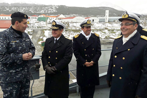 Marinas de Chile y Argentina finalizan operación naval combinada en la Antártica