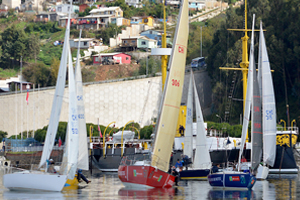Yate “Condestable” de la II Zona Naval triunfó en la regata Glorias Navales