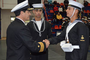 Marineros del CENIR recibieron sus armas de servicio