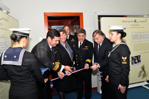 Con imágenes inéditas se inauguró muestra visual de la hazaña de Piloto Pardo Con imágenes inéditas se inauguró muestra visual de la hazaña de Piloto Pardo