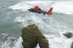 Armada y Cuerpo de Socorro Andino se entrenan en áreas de difícil acceso