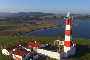 Armada finalizó trabajos de modernización del faro más alto de Chile