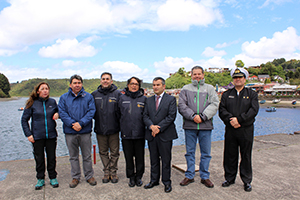 Armada y entidades de Gobierno presentaron nuevo plan de acción ante contingencias por mortandad masiva de salmones