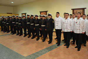 Soldados de servicio militar de la Armada se graduaron en cursos SENCE