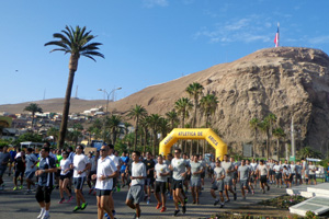 Comandancia Naval y Gobernación Marítima de Arica organizó corrida por la paz