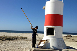Armada realizó mantenimiento a faros y balizas en zona norte del país