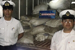Autoridad marítima de Iquique detecta contrabando de 2.900 kilos de guano blanco