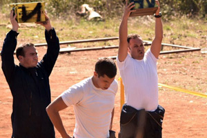 Sección Antidisturbios demostró sus fortalezas en entrenamiento conjunto con Batallón Aldea