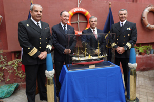 Armada donó maqueta de la Fragata “Blanco Encalada”