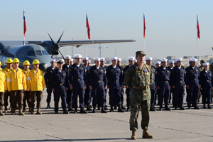 Ministro de Defensa reconoció a servidores de las Fuerzas Armadas que trabajaron en los incendios forestales