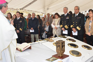 Buque Escuela “Esmeralda” celebró a bordo Misa Católica y Culto Evangélico
