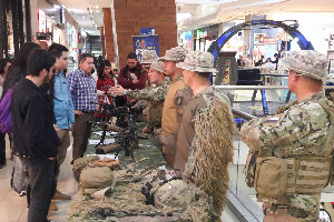 Segunda Zona Naval muestra sus ámbitos de acción en Mall del Centro de Concepción