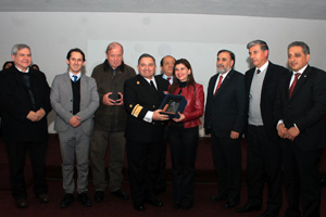 Consejo Regional Valparaíso distinguió a Primera Zona Naval