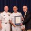 Oficiales se gradúan del United States Naval War College