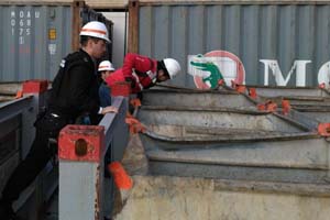 Autoridad Marítima y Servicio Nacional de Aduanas realizaron control a embarcación en Lirquén