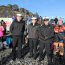 60 personas se atrevieron a sumergirse en las heladas aguas del Canal Beagle