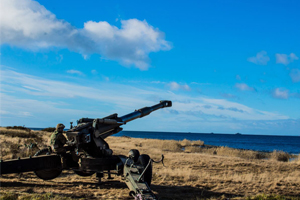 Comandante de las Fuerzas de Infantería de Marina de Estados Unidos visitó Chile y presenció entrenamiento en “clima frío” de los Infantes de Marina