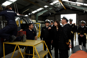 Embajadora de Canadá visita Base Aeronaval
