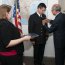 Capitán de Navío George Brown recibe condecoración conferida por el Presidente de los Estados Unidos