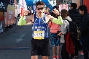 Representantes del running Armada se tomaron la Maratón de Viña